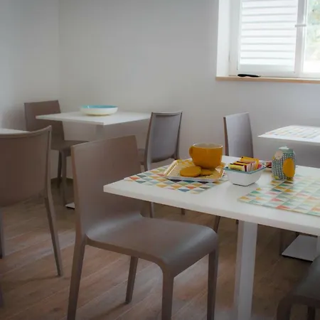 I Muretti A Secco Bed and Breakfast Castel Del Monte (Apulia)